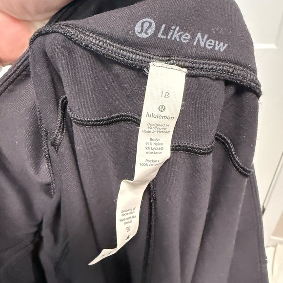 Lululemon Ready To Rulu Pant *29"
Black size 18 - Picture 6 of 7